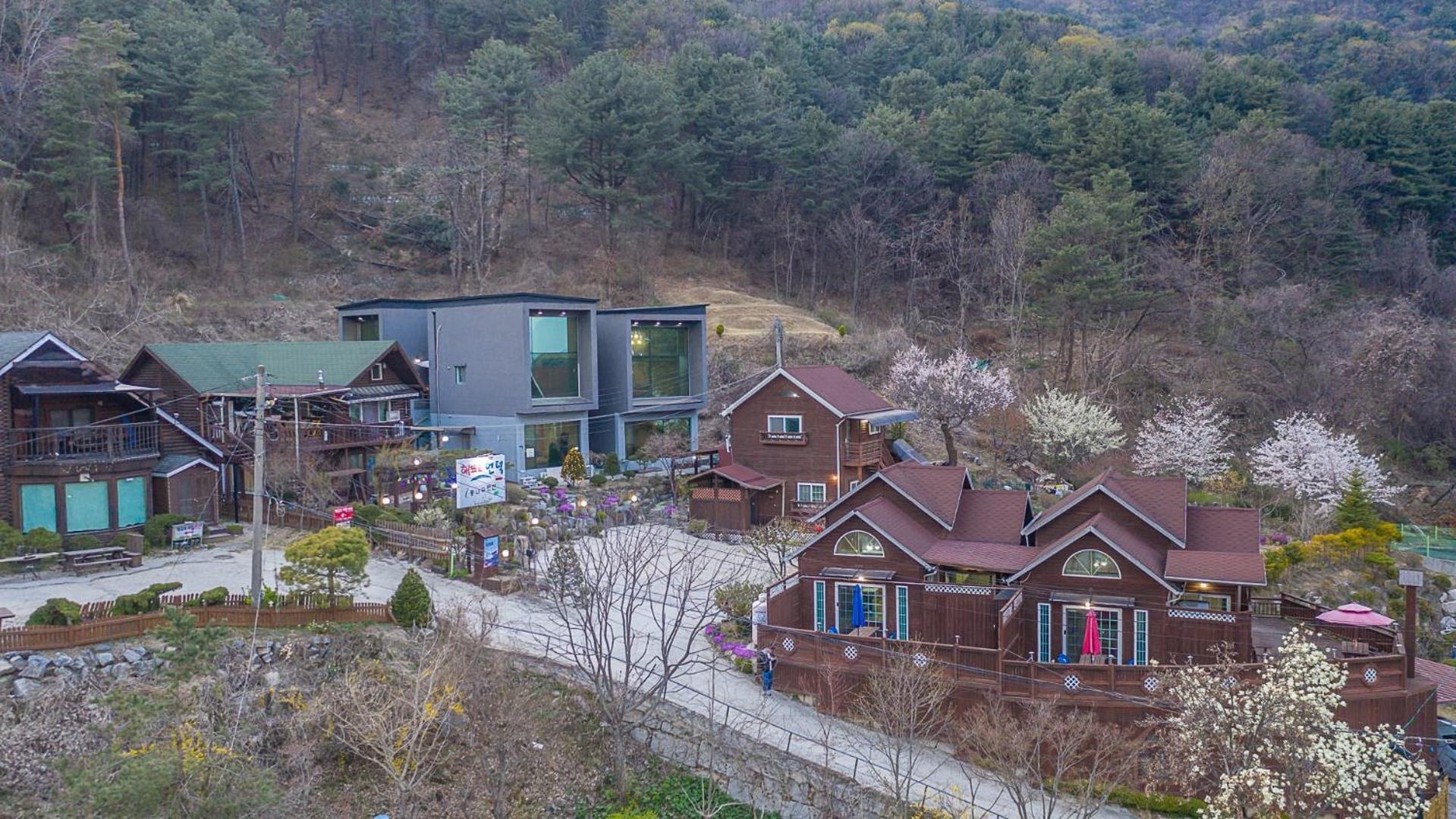 Fortune Rising Sun Hill Pension B Pocheon Eksteriør billede